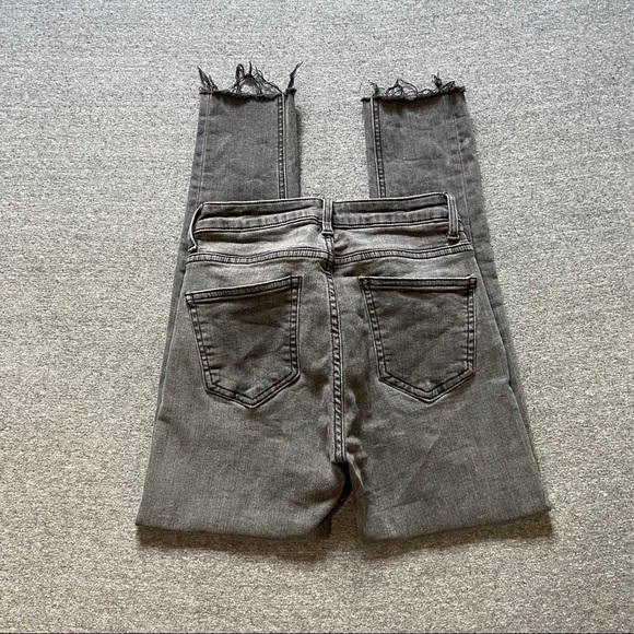 Acne Studios gray cropped/fray hem skinny jeans - Picture 4 of 10